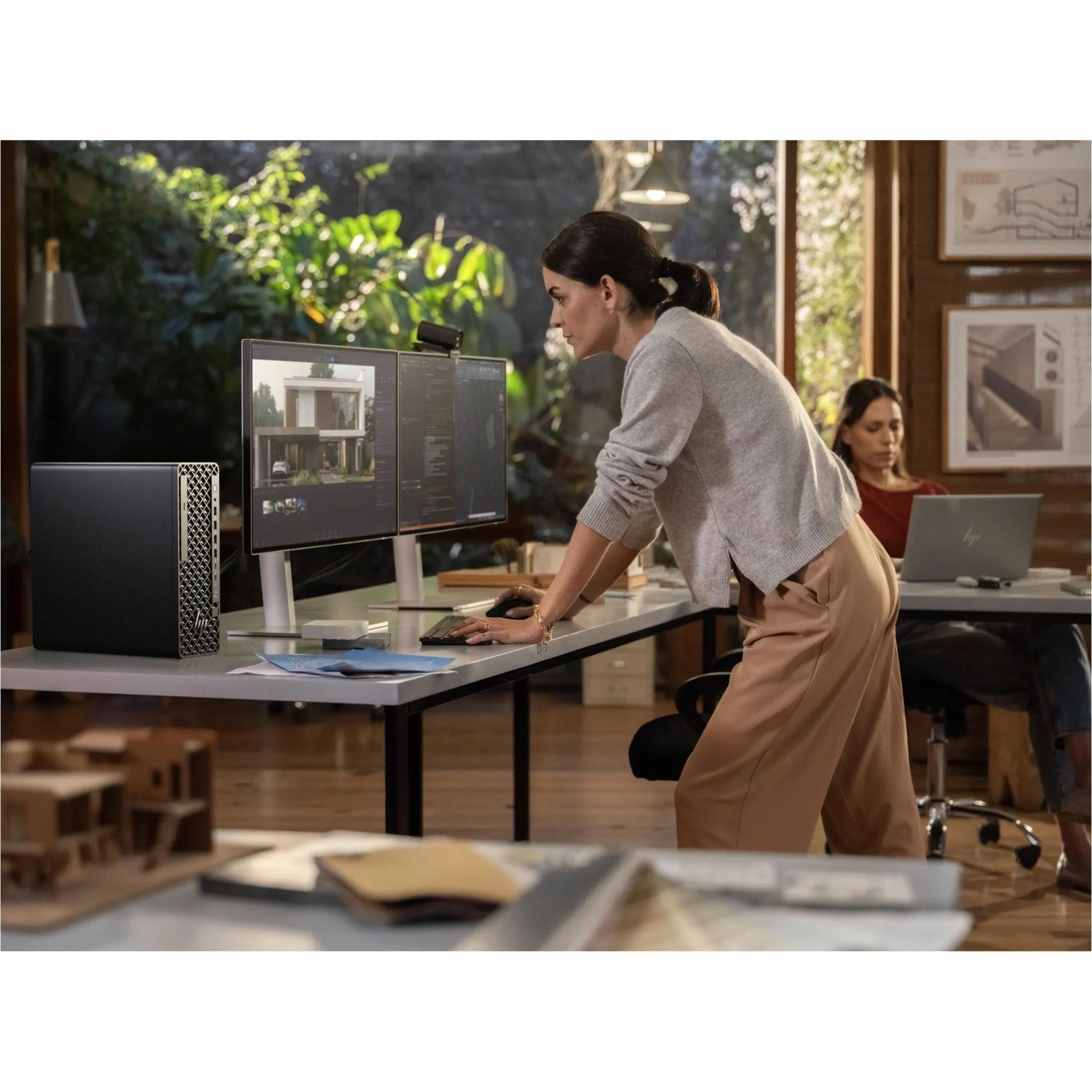 SBUY Z2 SFF G1I U7-265 32GB 1TB AI BOOST (UP TO 13 TOPS) NVIDIA QUADRO RTX 4000